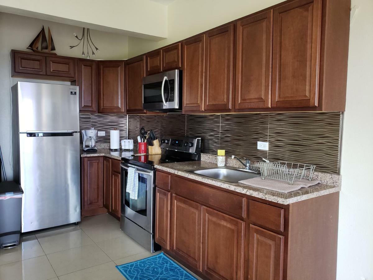 Villa Indigo Sunny 1Br Apartment In Private Gated Estate 夏洛特阿马利亚 外观 照片